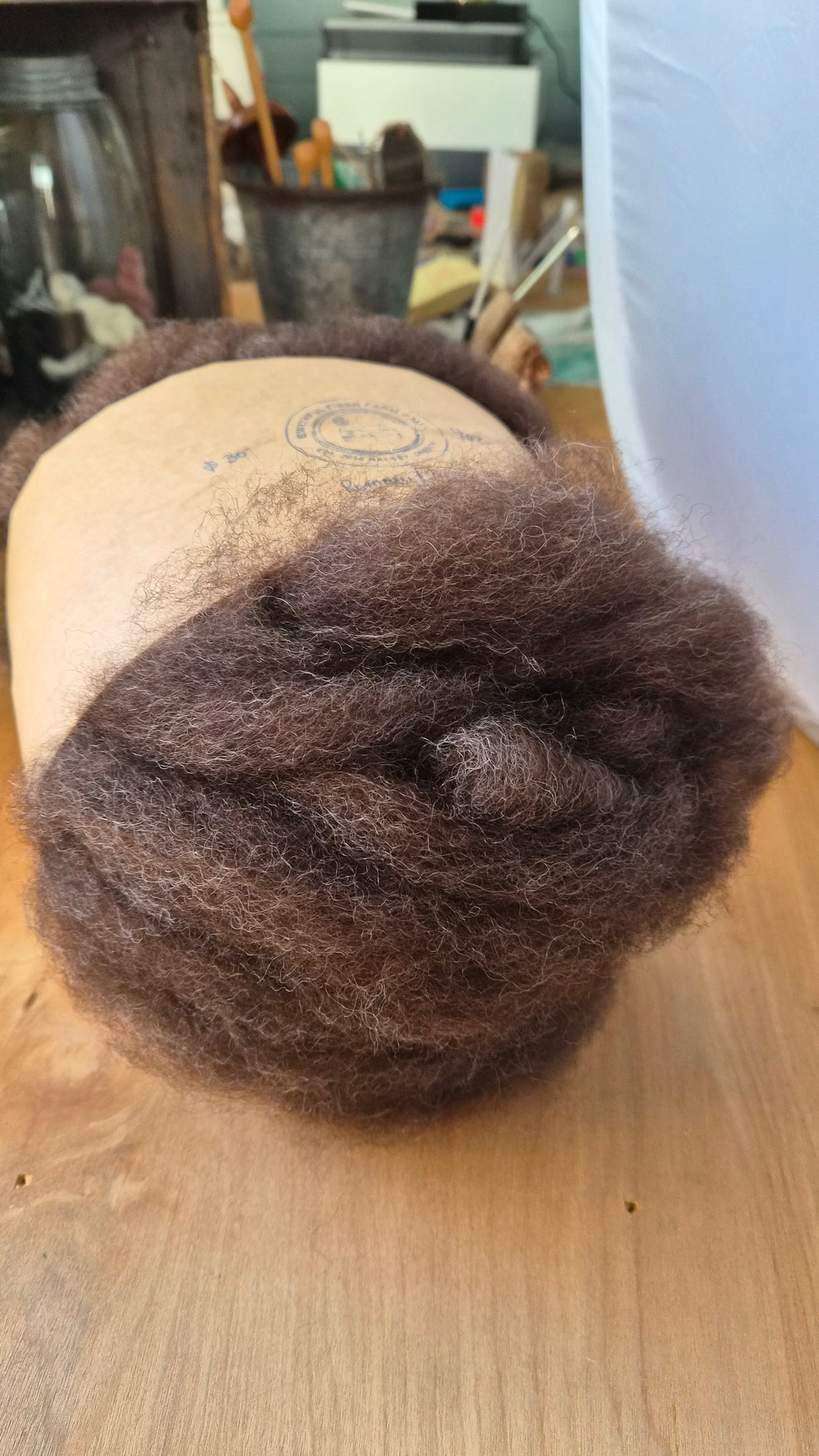 Alpaca/Romney blend wool roving - 4oz