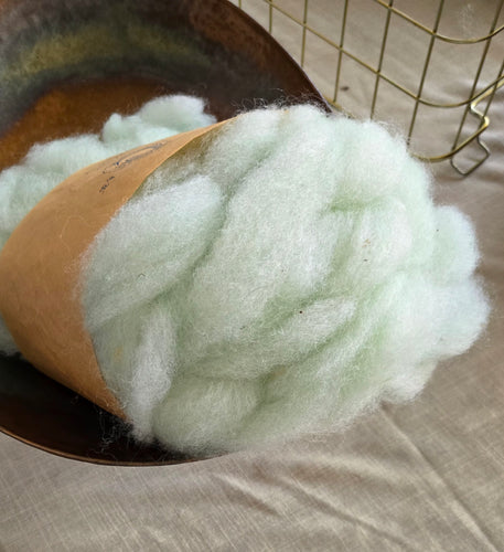 Shetland wool/silk blend roving