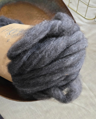 Alpaca roving - 4oz