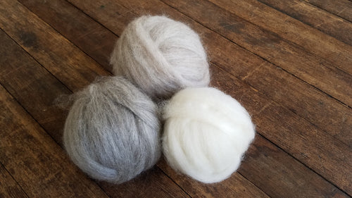 HALSEY Blend - Romney/Alpaca/Silk roving 4oz - Assorted natural colors