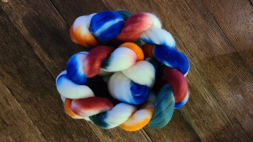 December Fiber Club - Holiday Spirit - Hand-dyed 21 Micron Wool Top