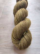 HALSEY - Romney/alpaca/silk  - Light Worsted Weight
